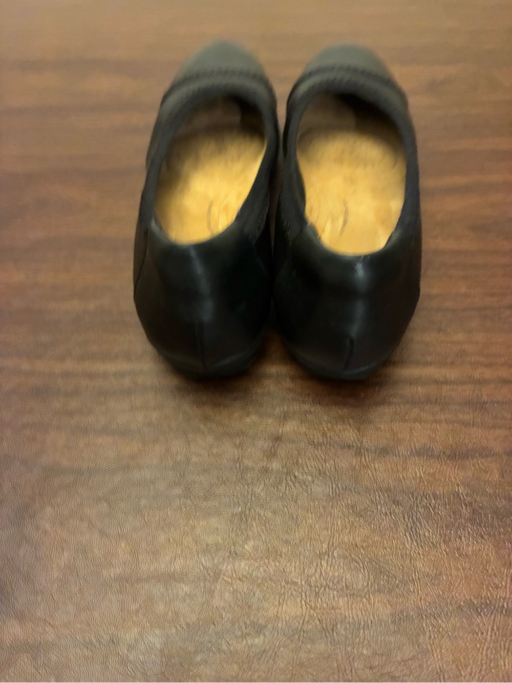 Clarks Black Women's Slip-On Ballet Flats with Stitch Detail Size 9 - Picture 5 of 5